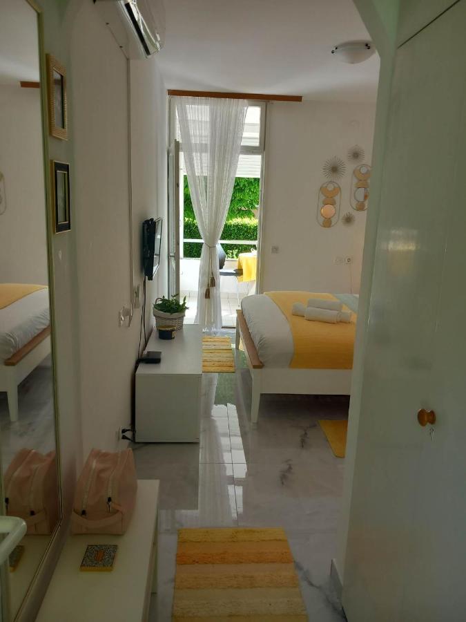 Studio Apartman Marija Petrcane Bagian luar foto