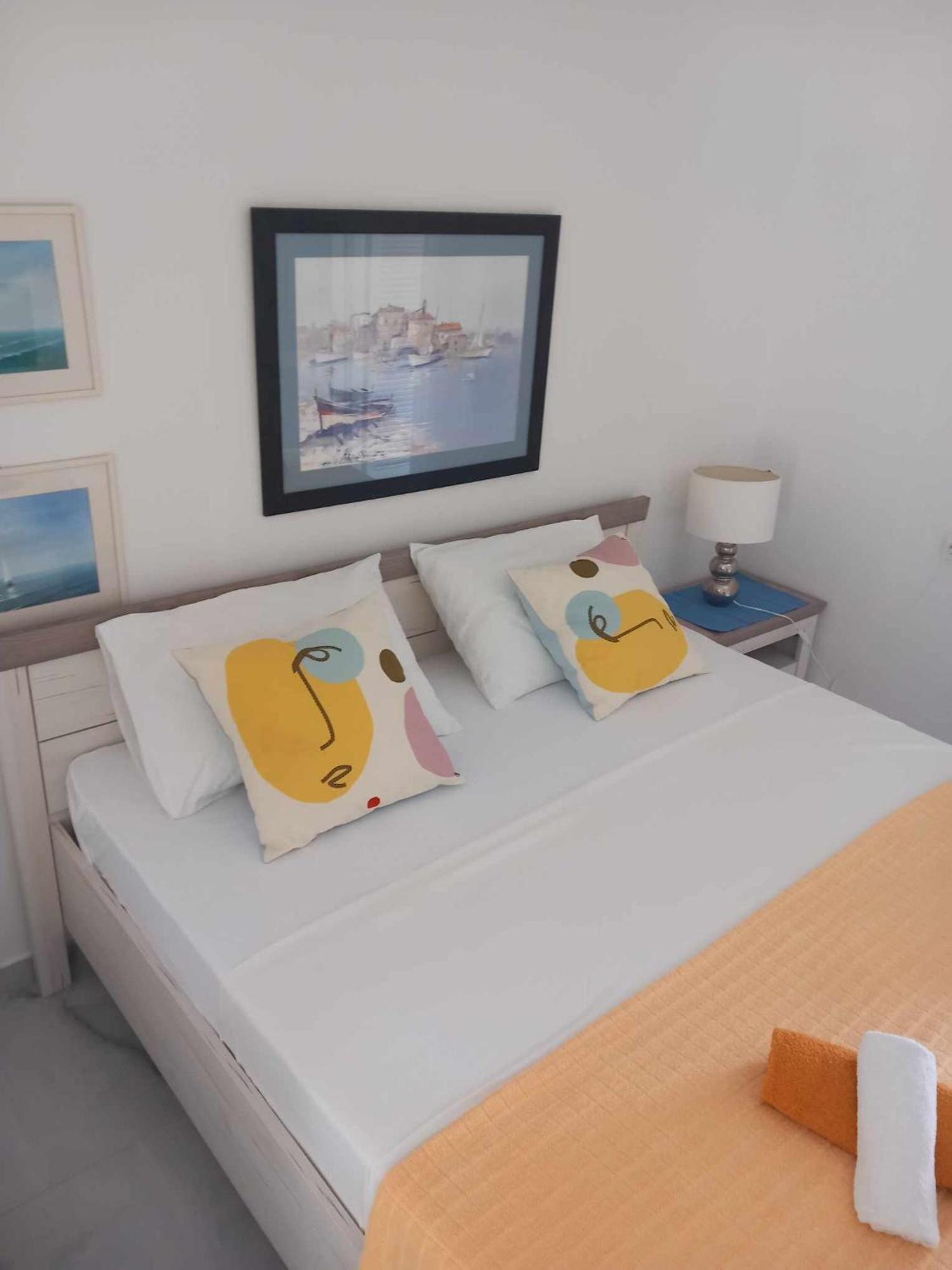 Studio Apartman Marija Petrcane Bagian luar foto