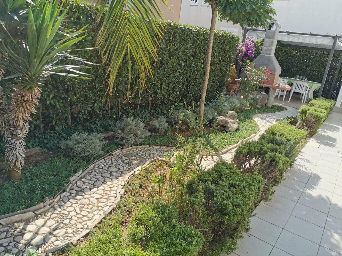 Studio Apartman Marija Petrcane Bagian luar foto